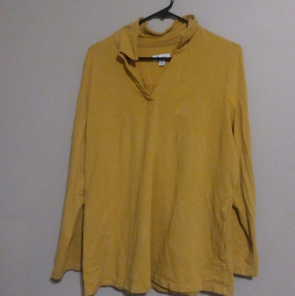 Kind of a dressy shirt